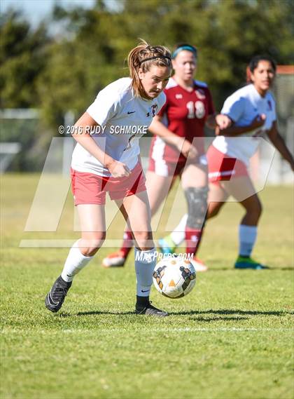 Thumbnail 2 in Mission Hills vs. Fallbrook (Baron Tournament) photogallery.