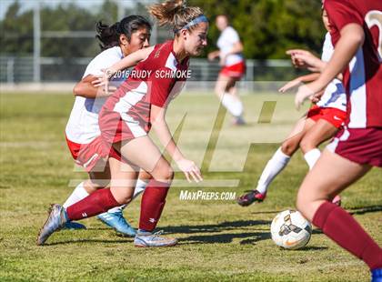 Thumbnail 2 in Mission Hills vs. Fallbrook (Baron Tournament) photogallery.