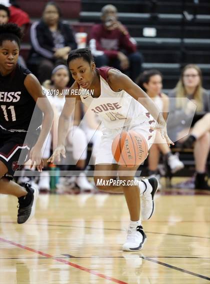 Thumbnail 3 in Weiss @ Rouse photogallery.