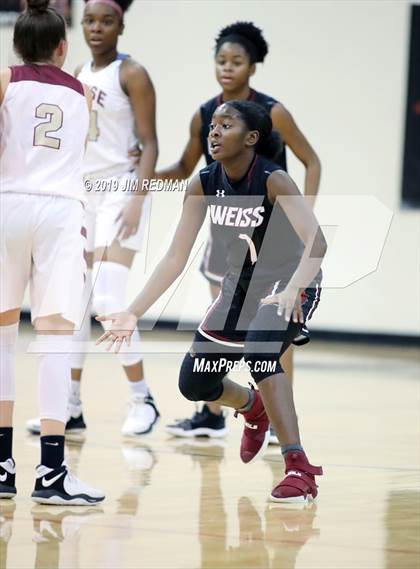 Thumbnail 2 in Weiss @ Rouse photogallery.
