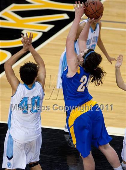 Thumbnail 2 in Boone County vs Newport Central Catholic (KHSAA Ninth Region Final) photogallery.