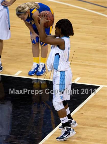 Thumbnail 2 in Boone County vs Newport Central Catholic (KHSAA Ninth Region Final) photogallery.