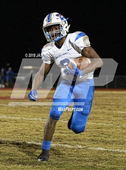 Thumbnail 2 in Tullahoma vs. Marshall County (TSSAA Division I 4A 2nd Round Playoff) photogallery.