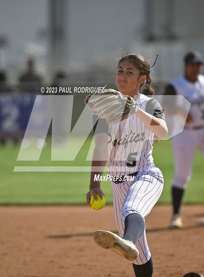 Thumbnail 2 in Bonita vs Pacifica (CIF SS Division 1 Wild Card) photogallery.