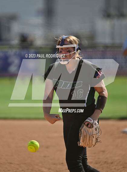 Thumbnail 3 in Bonita vs Pacifica (CIF SS Division 1 Wild Card) photogallery.