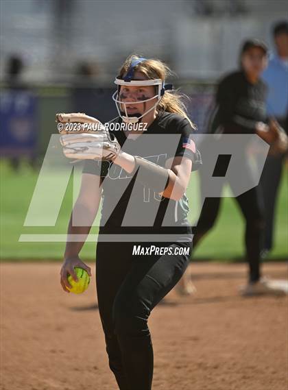 Thumbnail 2 in Bonita vs Pacifica (CIF SS Division 1 Wild Card) photogallery.
