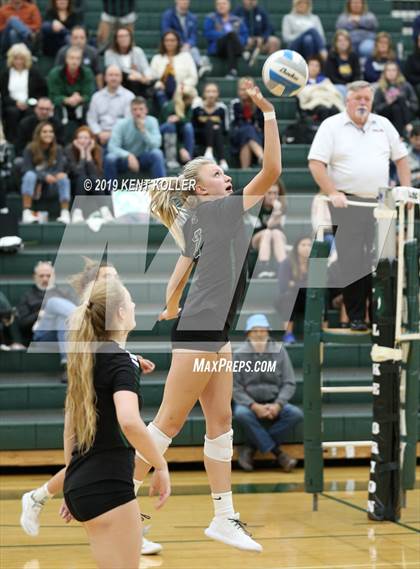 Thumbnail 3 in Clarkston @ Lake Orion photogallery.