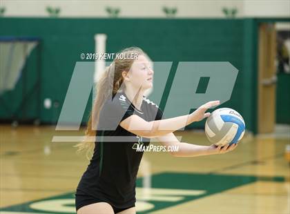 Thumbnail 2 in Clarkston @ Lake Orion photogallery.