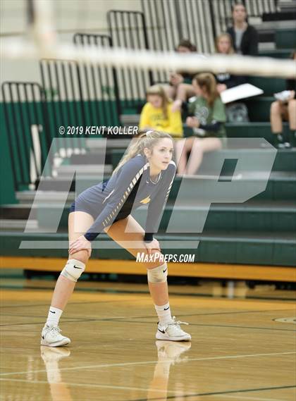 Thumbnail 2 in Clarkston @ Lake Orion photogallery.