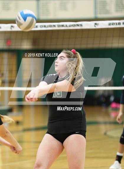 Thumbnail 3 in Clarkston @ Lake Orion photogallery.