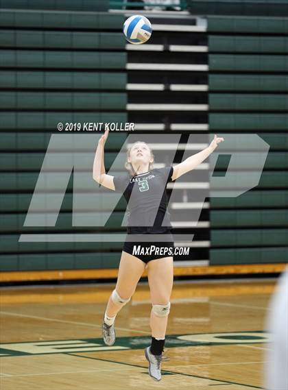 Thumbnail 1 in Clarkston @ Lake Orion photogallery.