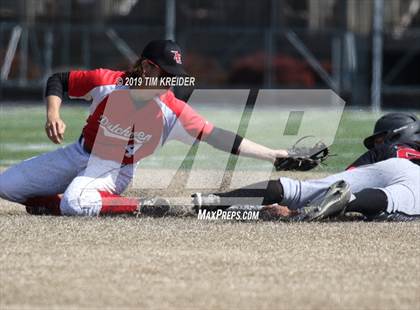 Thumbnail 2 in Annville-Cleona vs. Hempfield photogallery.