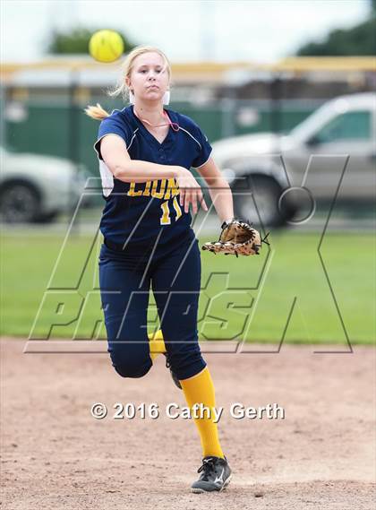 Thumbnail 2 in Rio Vista vs. Big Valley Christian (CIF SJS D7 Final) photogallery.