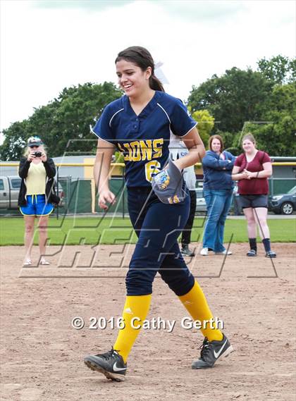 Thumbnail 3 in Rio Vista vs. Big Valley Christian (CIF SJS D7 Final) photogallery.