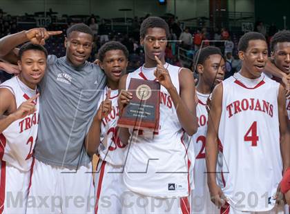 Thumbnail 3 in Mount Tabor vs Olympic (NCHSAA 4A Western Regional Final) photogallery.