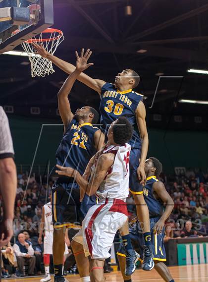 Thumbnail 3 in Mount Tabor vs Olympic (NCHSAA 4A Western Regional Final) photogallery.