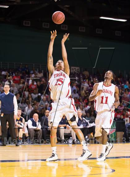 Thumbnail 2 in Mount Tabor vs Olympic (NCHSAA 4A Western Regional Final) photogallery.