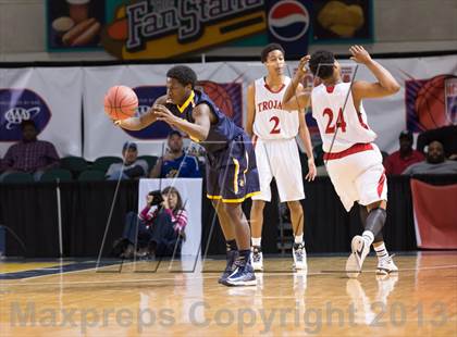 Thumbnail 1 in Mount Tabor vs Olympic (NCHSAA 4A Western Regional Final) photogallery.