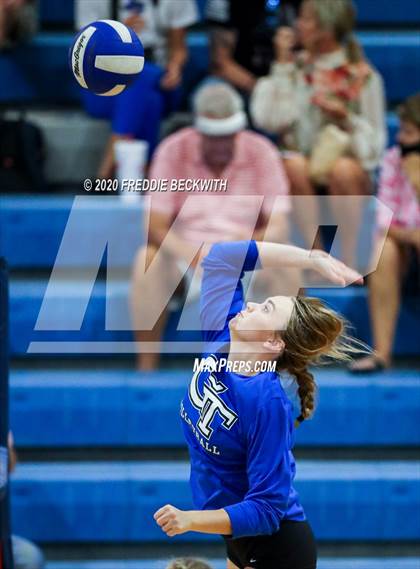 Thumbnail 3 in Leonard @ Gunter photogallery.