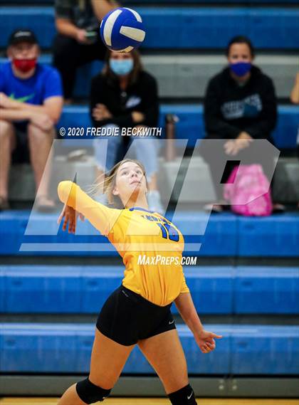 Thumbnail 3 in Leonard @ Gunter photogallery.
