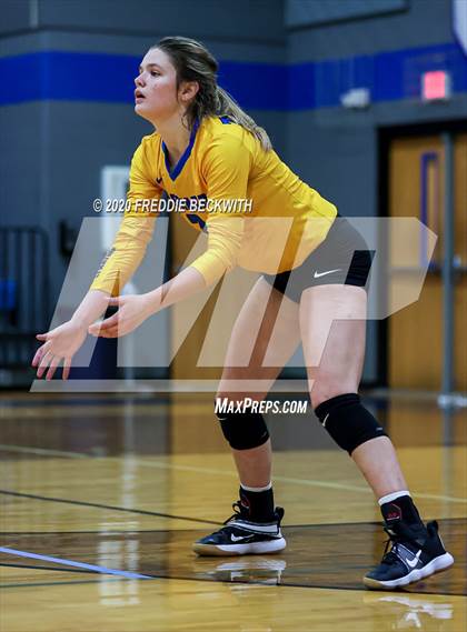 Thumbnail 2 in Leonard @ Gunter photogallery.