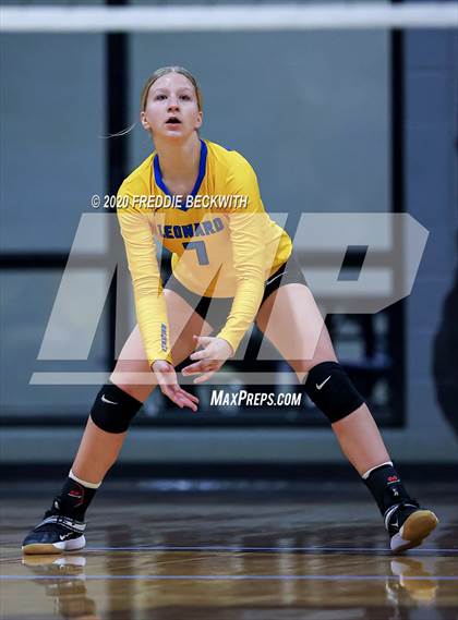 Thumbnail 3 in Leonard @ Gunter photogallery.