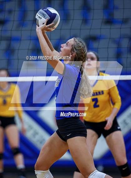 Thumbnail 2 in Leonard @ Gunter photogallery.