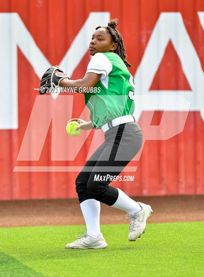 Thumbnail 1 in Hughes Springs @ Tatum (UIL 3A Bi-District) photogallery.