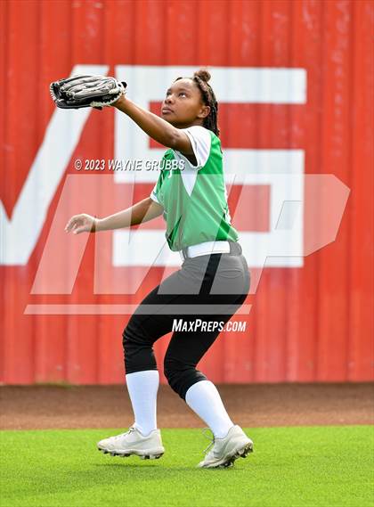 Thumbnail 3 in Hughes Springs @ Tatum (UIL 3A Bi-District) photogallery.
