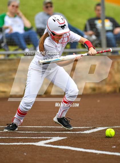 Thumbnail 3 in Hughes Springs @ Tatum (UIL 3A Bi-District) photogallery.