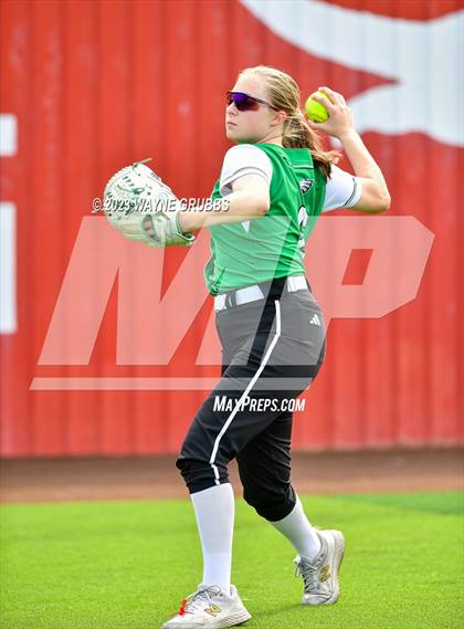 Thumbnail 3 in Hughes Springs @ Tatum (UIL 3A Bi-District) photogallery.