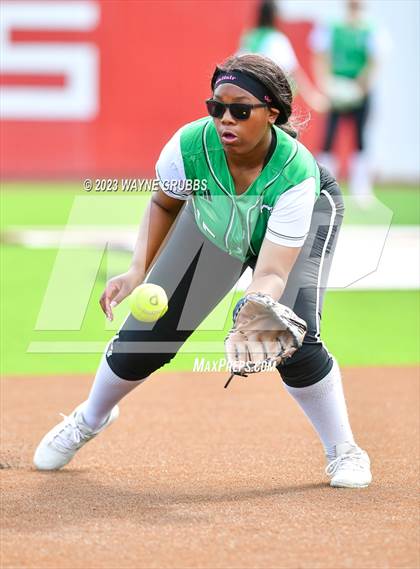 Thumbnail 3 in Hughes Springs @ Tatum (UIL 3A Bi-District) photogallery.