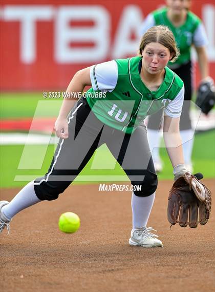Thumbnail 2 in Hughes Springs @ Tatum (UIL 3A Bi-District) photogallery.