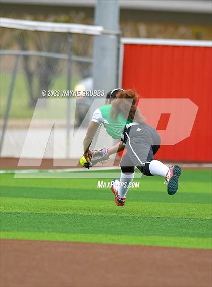 Thumbnail 1 in Hughes Springs @ Tatum (UIL 3A Bi-District) photogallery.