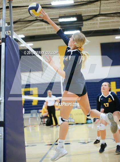 Thumbnail 1 in Tabiona @ Summit Academy photogallery.