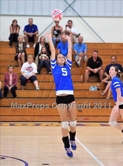 Thumbnail 3 in Warner Christian vs. Lake Worth Christian photogallery.
