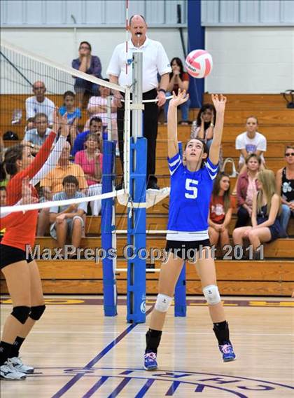 Thumbnail 3 in Warner Christian vs. Lake Worth Christian photogallery.