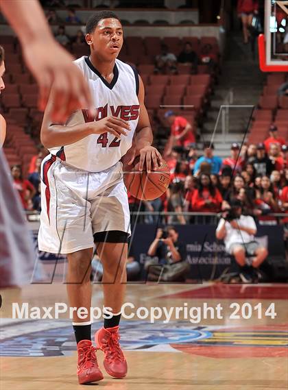 Thumbnail 1 in Villa Park vs. King (CIF SS 1A Final) photogallery.