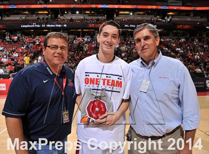 Thumbnail 3 in Villa Park vs. King (CIF SS 1A Final) photogallery.