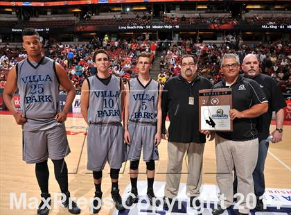 Thumbnail 1 in Villa Park vs. King (CIF SS 1A Final) photogallery.