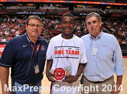 Thumbnail 2 in Villa Park vs. King (CIF SS 1A Final) photogallery.