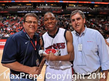 Thumbnail 3 in Villa Park vs. King (CIF SS 1A Final) photogallery.