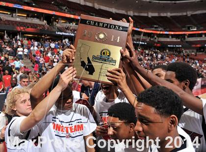 Thumbnail 2 in Villa Park vs. King (CIF SS 1A Final) photogallery.