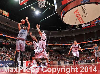 Thumbnail 2 in Villa Park vs. King (CIF SS 1A Final) photogallery.
