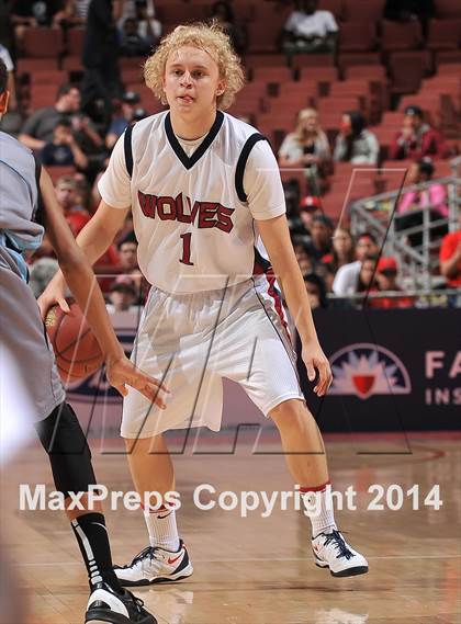 Thumbnail 2 in Villa Park vs. King (CIF SS 1A Final) photogallery.