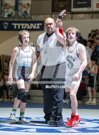 Thumbnail 1 in UHSAA 6A Division A photogallery.