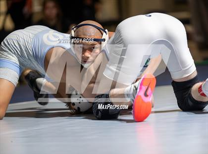 Thumbnail 3 in UHSAA 6A Division A photogallery.