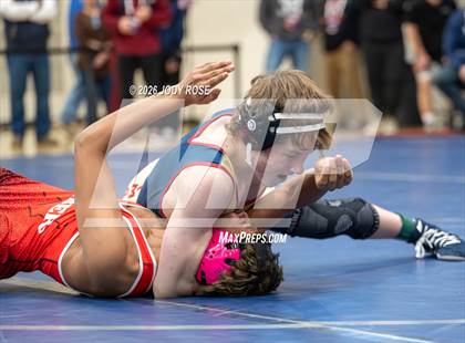 Thumbnail 3 in UHSAA 6A Division A photogallery.