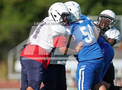 Thumbnail 3 in Van Alstyne @ Life Waxahachie photogallery.