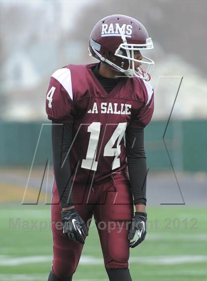 Thumbnail 2 in La Salle Academy vs. Bishop Hendricken (RIIL Division 1 Final) photogallery.